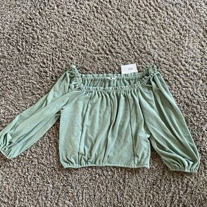 Cropped off the shoulder long sleeve green top